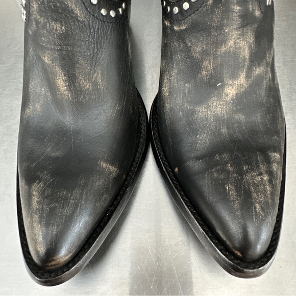 Old Gringo Reeve laser cut studded boots in burnished black leather. New in box! - Picture 4 of 10